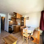 Neves - Location: Pour 4 Personnes Dans Un Quartier Jeune Et Anime / Les Neves Mae-9059 Apartment *