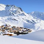 Neves - Location: Pour 4 Personnes Dans Un Quartier Jeune Et Anime / Les Neves Mae-9059 * Val Thorens